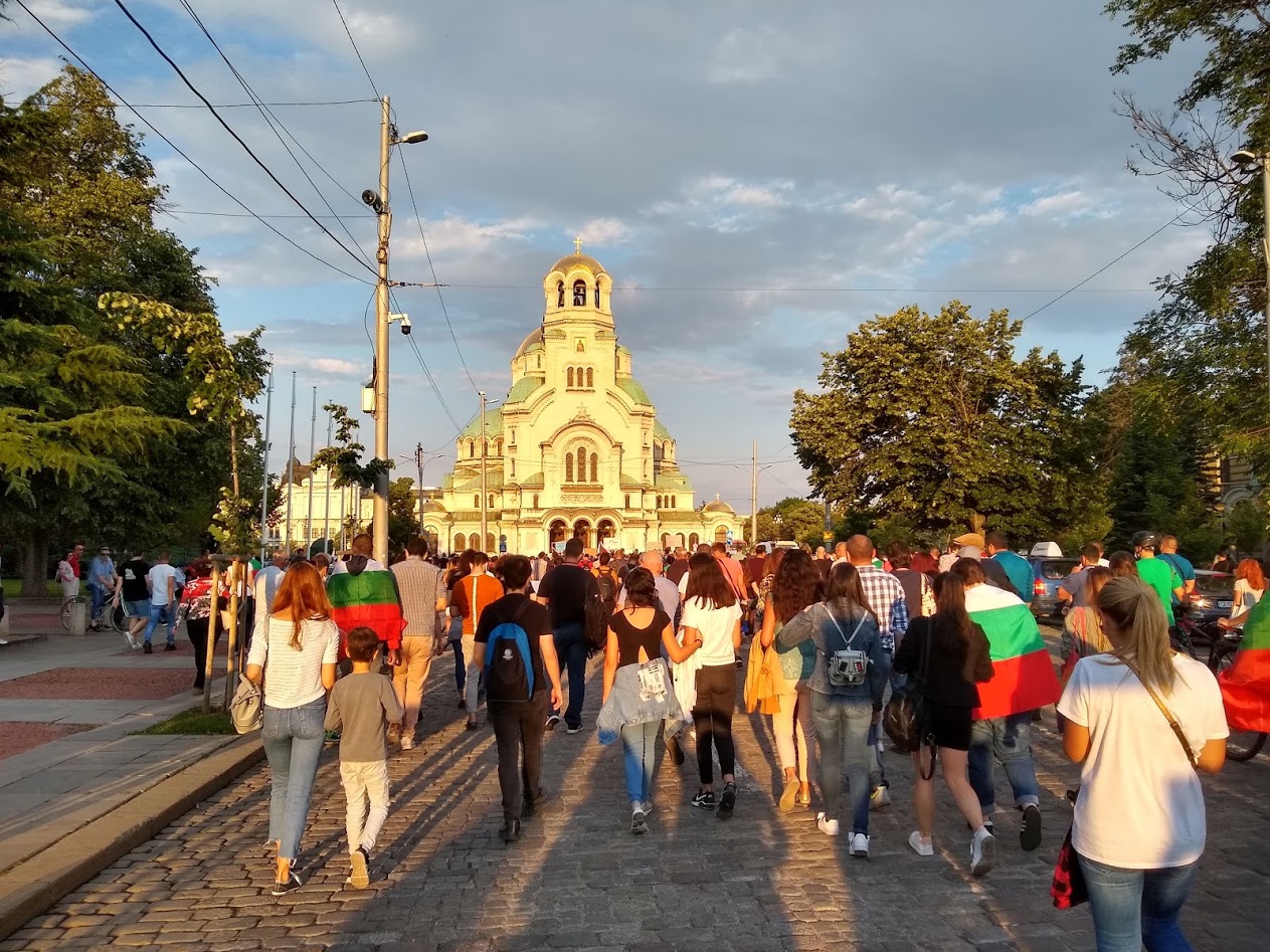 Европейските зелени в подкрепа на протестите, демокрацията и върховенството на закона в България